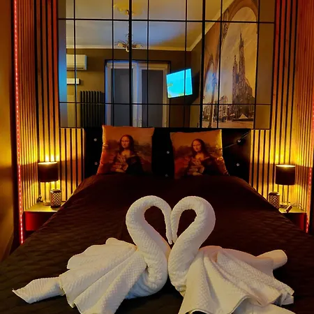 Jacuzzi 3 Min Main Square *