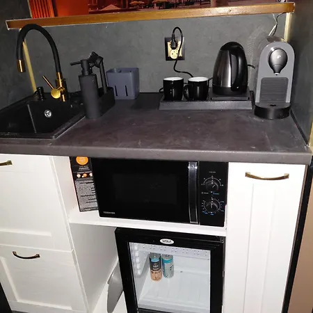 Apartment Jacuzzi Basztowa Apartman *