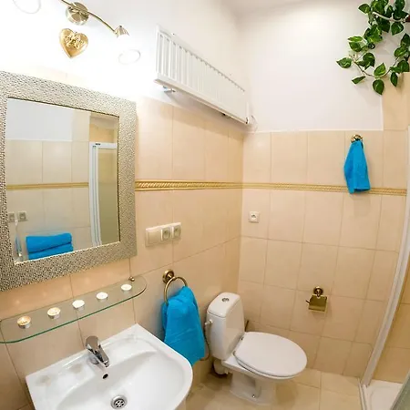 Centrum Апартаменты *